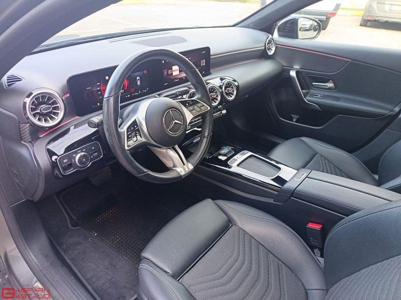 Mercedes-Benz Classe A A 180 d Automatic Progressive Advanced Plus TETTO APRIBILE