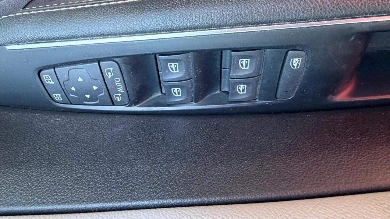 Renault Talisman Sporter Blue dCi 160 CV EDC Executive 4Control