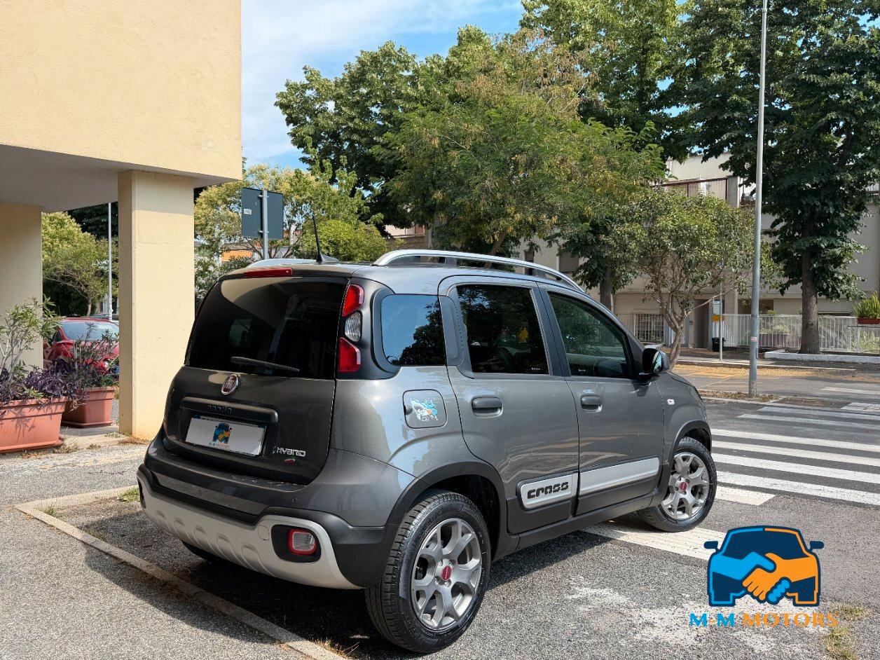 FIAT PANDA 1.0 HYBRID CROSS CROSS