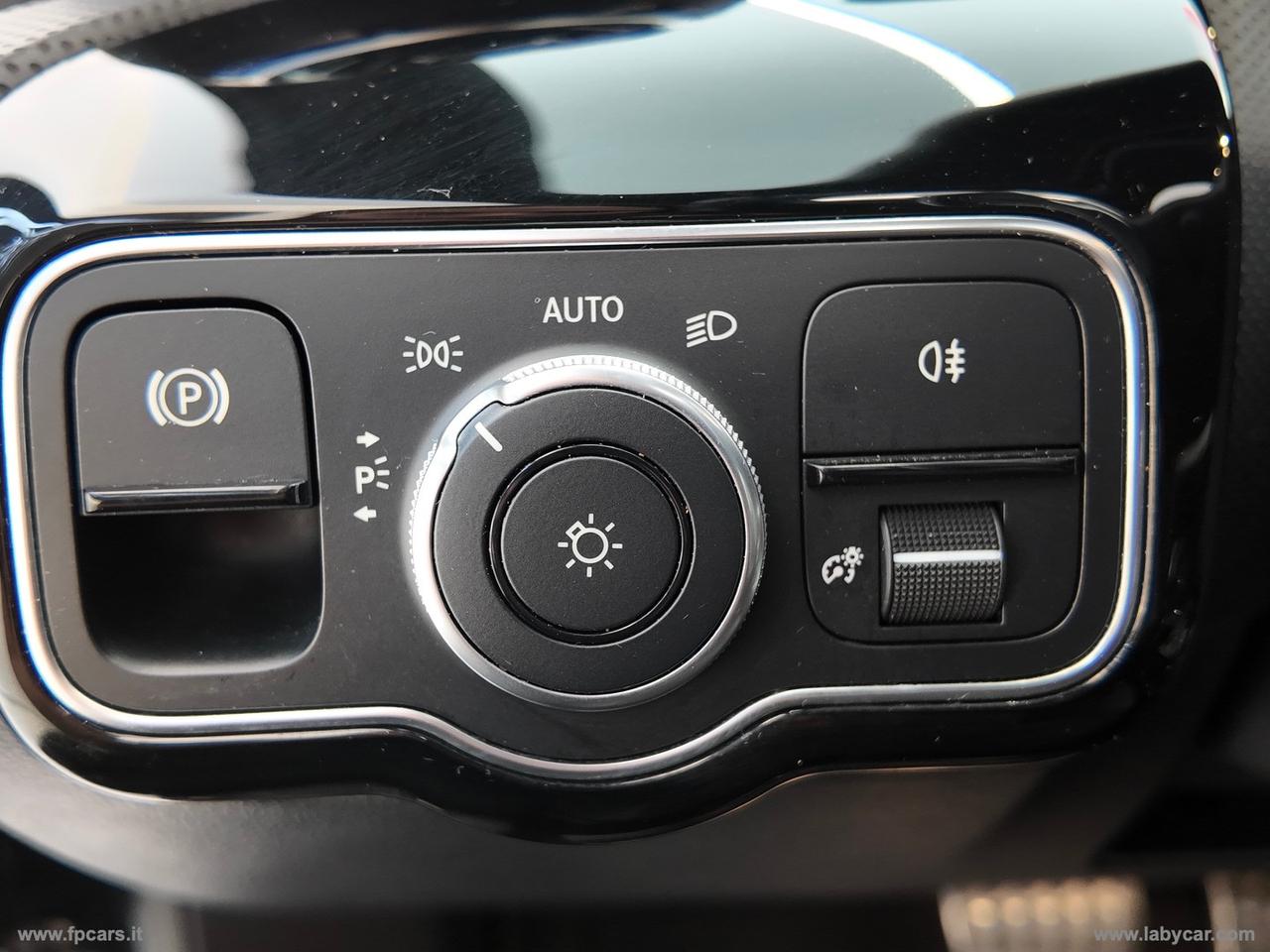 MERCEDES-BENZ A 180 d Automatic Premium AMG TETTO APRIB.
