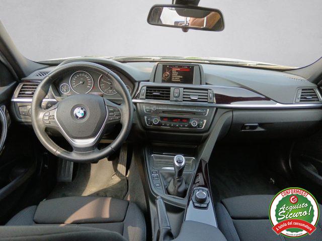 BMW 318 d xDrive Touring Sport