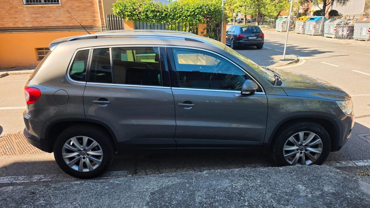 Volkswagen Tiguan 2.0 TDI DPF 4MOTION Sport & Style