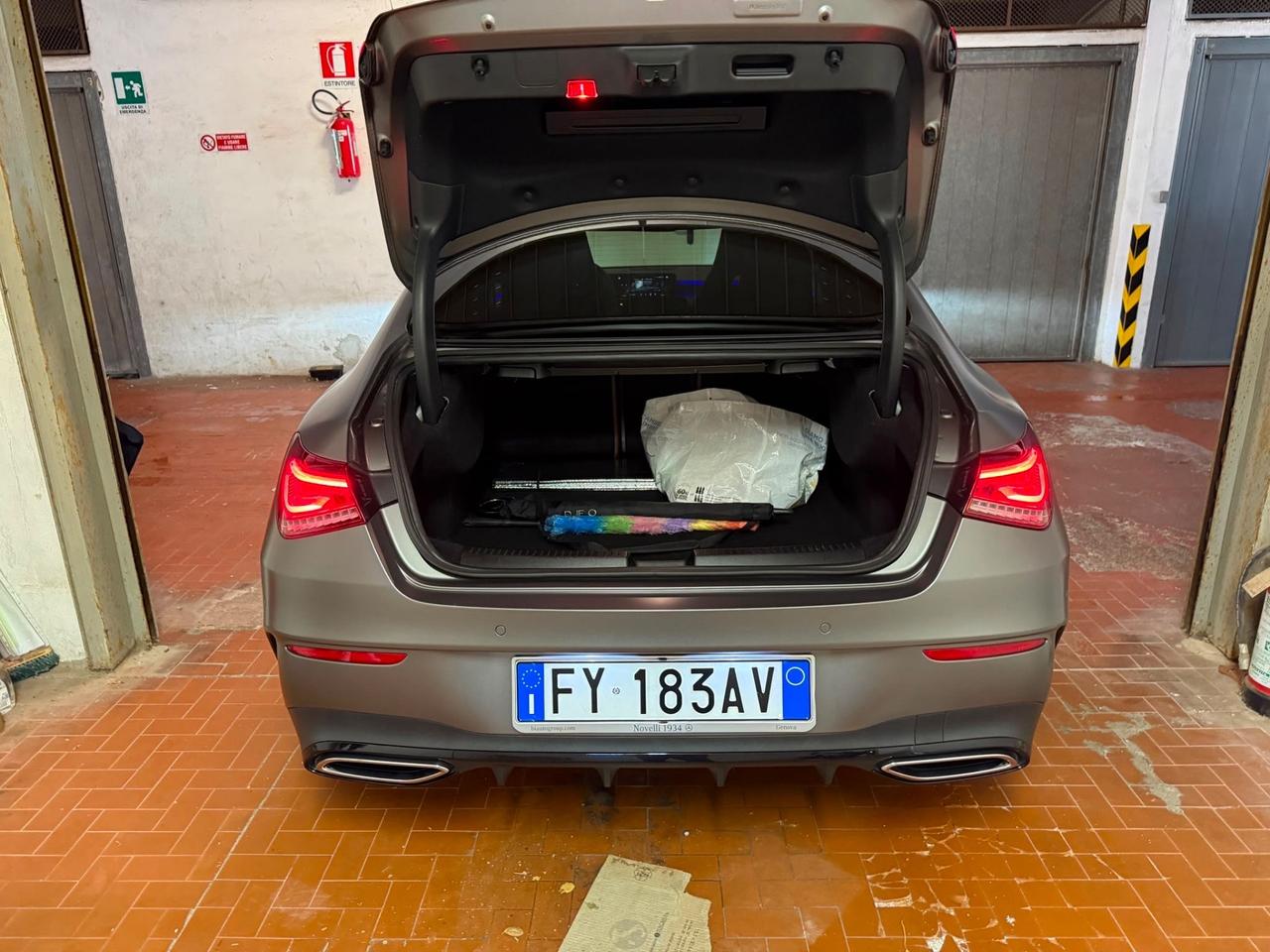 Mercedes-Benz CLA 200 Coupe Premium AMG Night Package Pelle Marrone