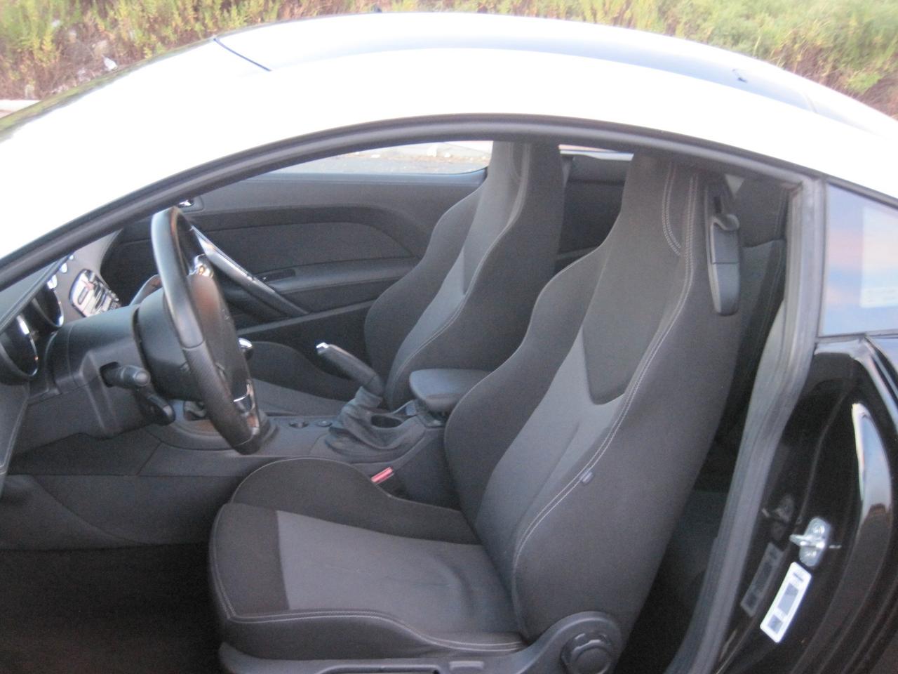 Peugeot RCZ 2.0 HDi 163CV