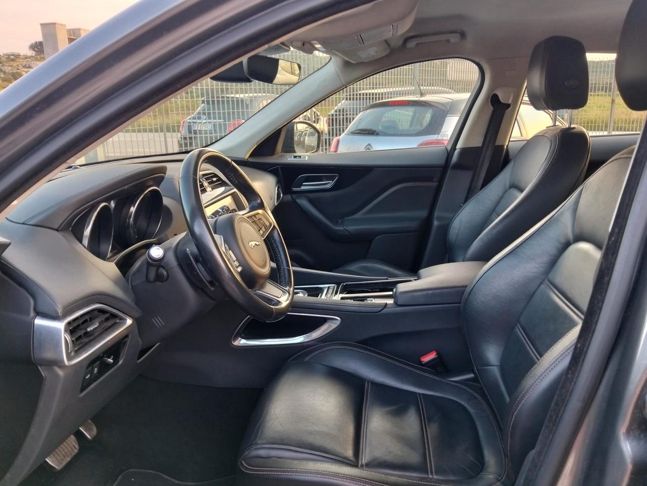 Jaguar F-Pace 2.0 D 180 CV AWD aut. Portfolio