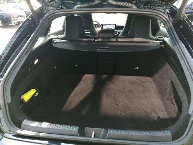 Mercedes-Benz CLA S.Brake CLA 180 Automatic Shooting Brake AMG Line Advanced Plus Camera Mbux 18"