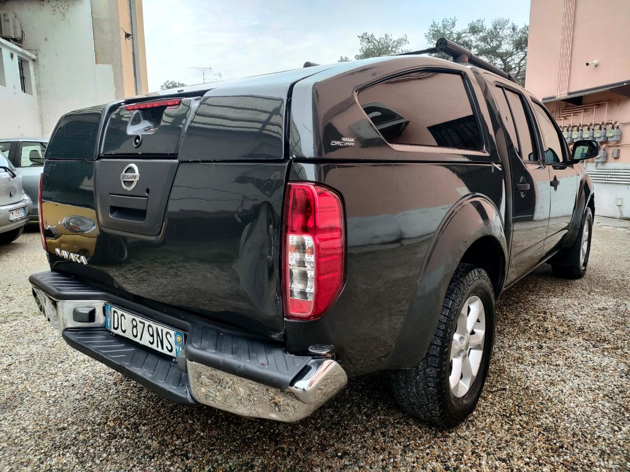 Nissan Navara 2.5 dCi 4p Double Cab LE