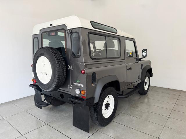 LAND ROVER Defender 2.4