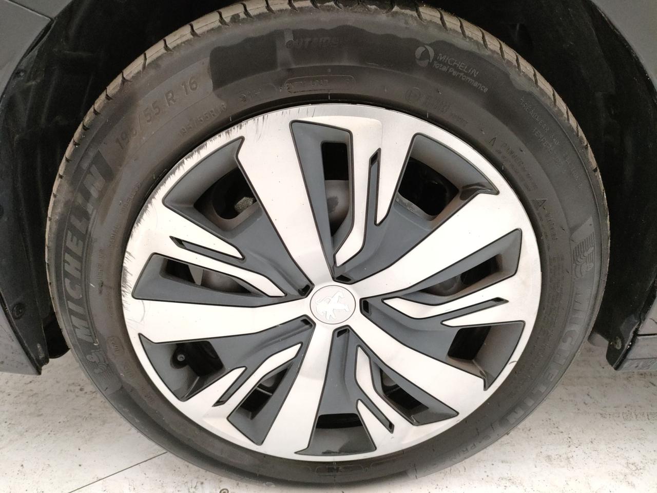 PEUGEOT 208 II 2019 - 208 1.2 puretech Active Pack s&s 75cv