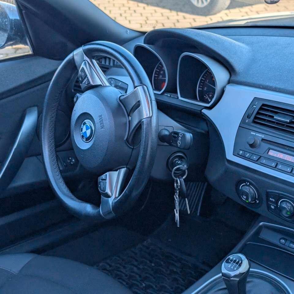 BMW Z4 Roadster 2.0i 150cv cambio manuale