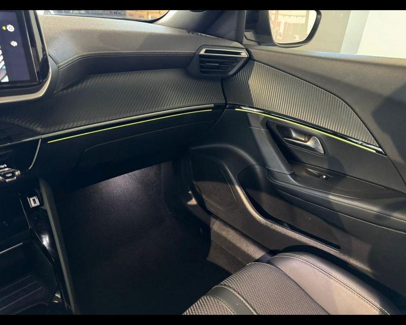 Peugeot 2008 2ª serie PureTech 130 S&S EAT8 GT