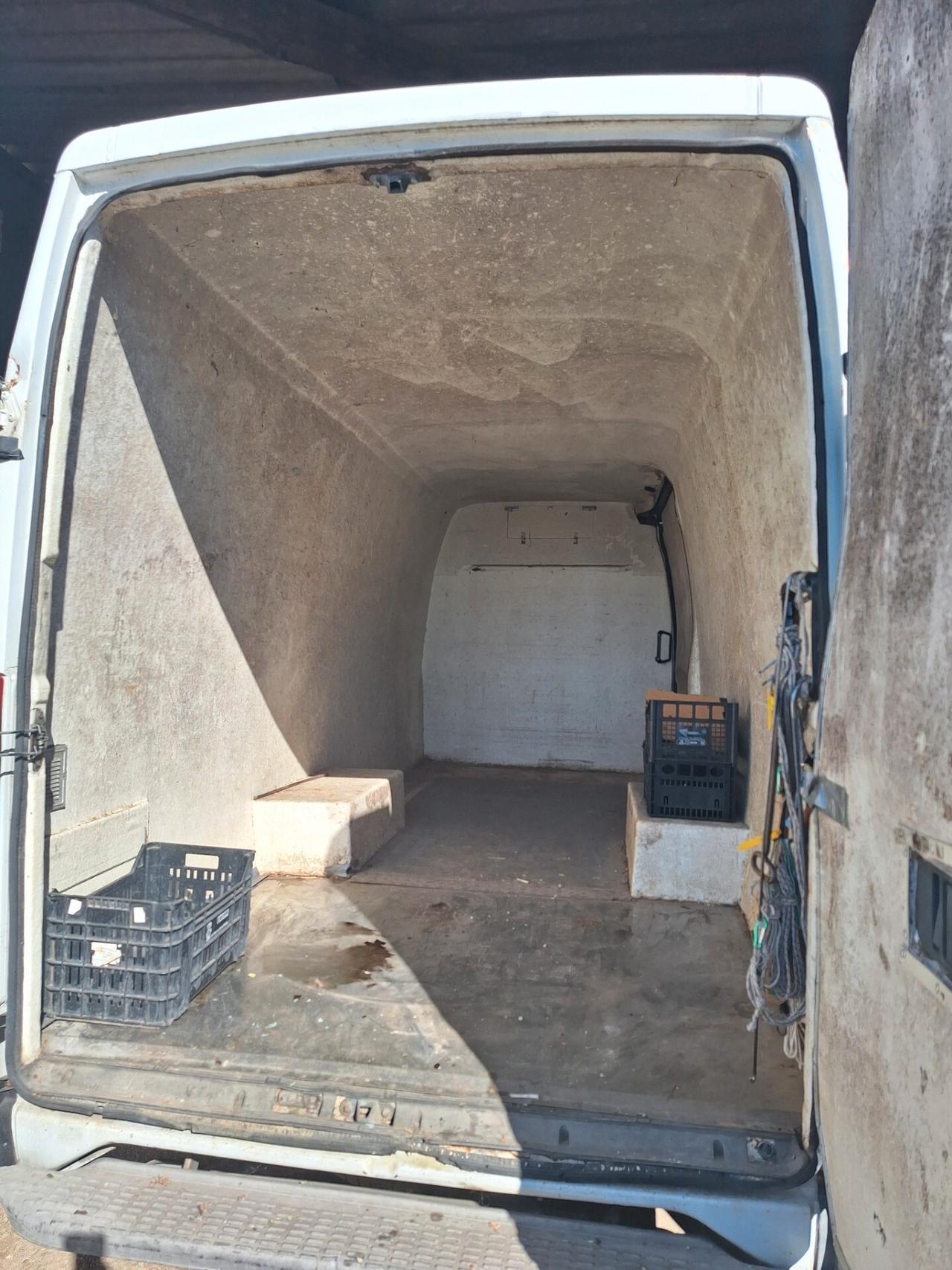 Iveco Daily 35 C13 2.8d 125CV