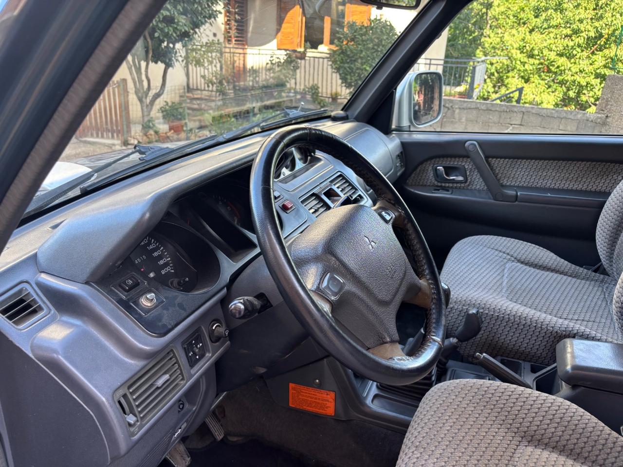 Mitsubishi Pajero 2.5 TDI Metal-top S. Select GLS