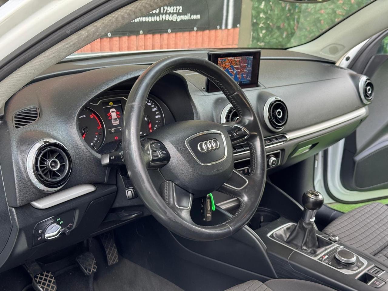 Audi A3 Sedan 1.6 TDI clean diesel S tronic