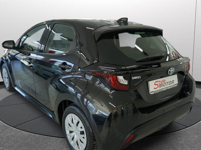 TOYOTA Yaris 1.5 Hybrid 5 porte Business Ufficiale Italia