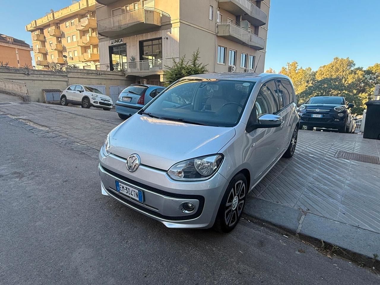 Volkswagen up! 1.0 75 CV 5p. move