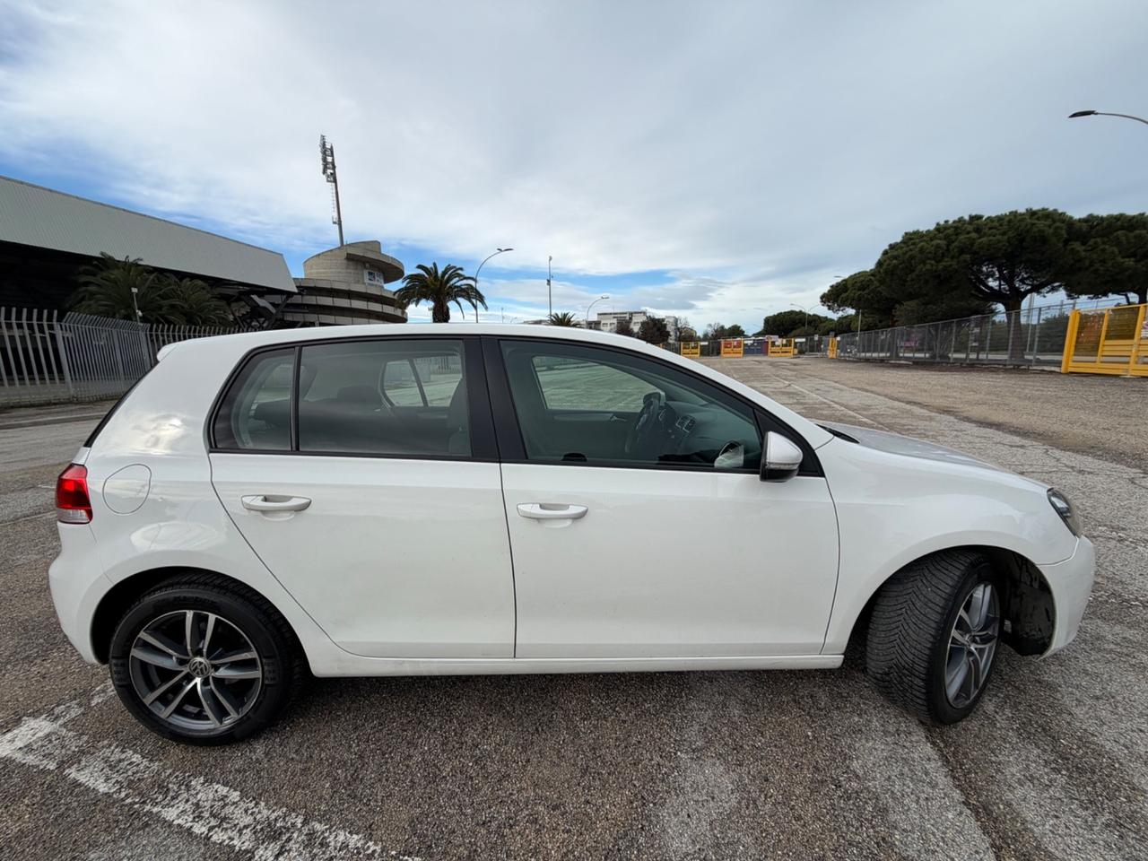 Volkswagen Golf 1.4 5p. United