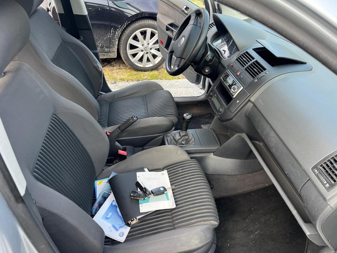 Volkswagen Polo 1.4/80CV TDI 5p. Sportline