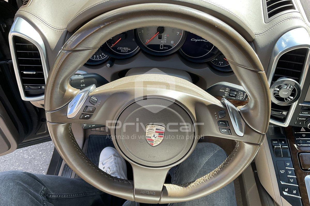 PORSCHE Cayenne 4.8 S