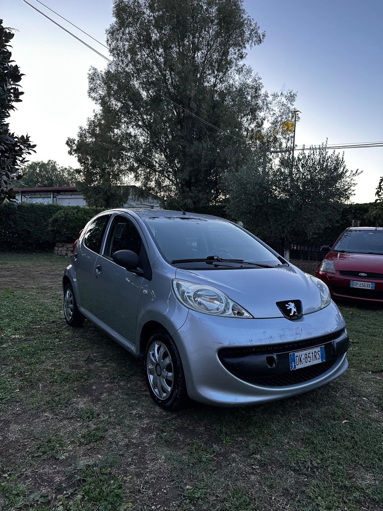 Peugeot 107 1.0 68CV 5p. 110.000 km !!