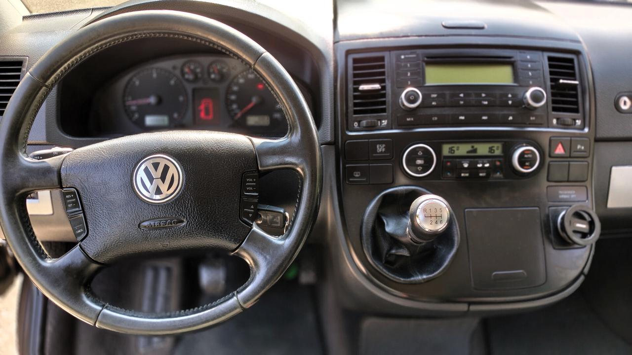 Volkswagen Multivan T5 2.5 TDI 4motion Gancio