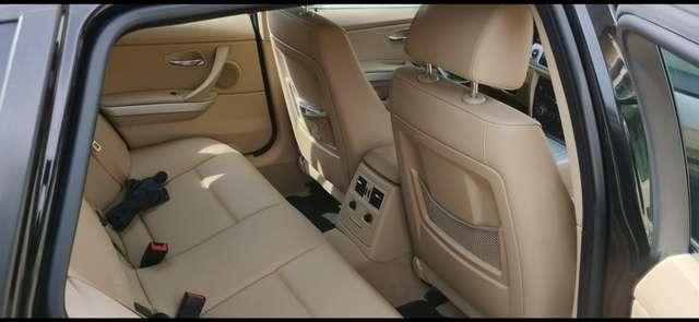 BMW 320 320d Touring Futura FL