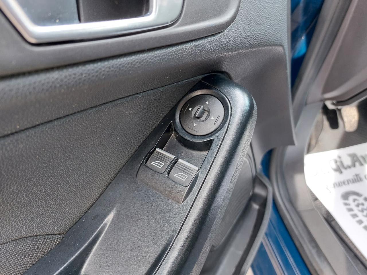 Ford Fiesta 1.4 5p. GPL Business (GPL di serie)