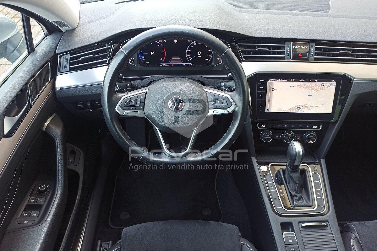 VOLKSWAGEN Passat Variant 2.0 TDI SCR EVO DSG Executive