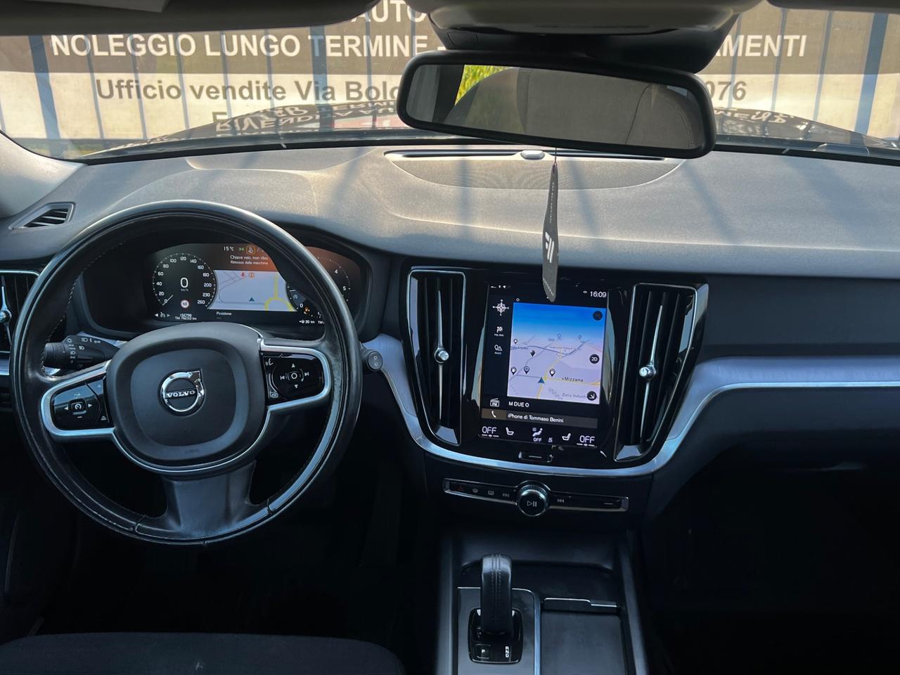 Volvo V60 B4 (d) Geartronic R-Design