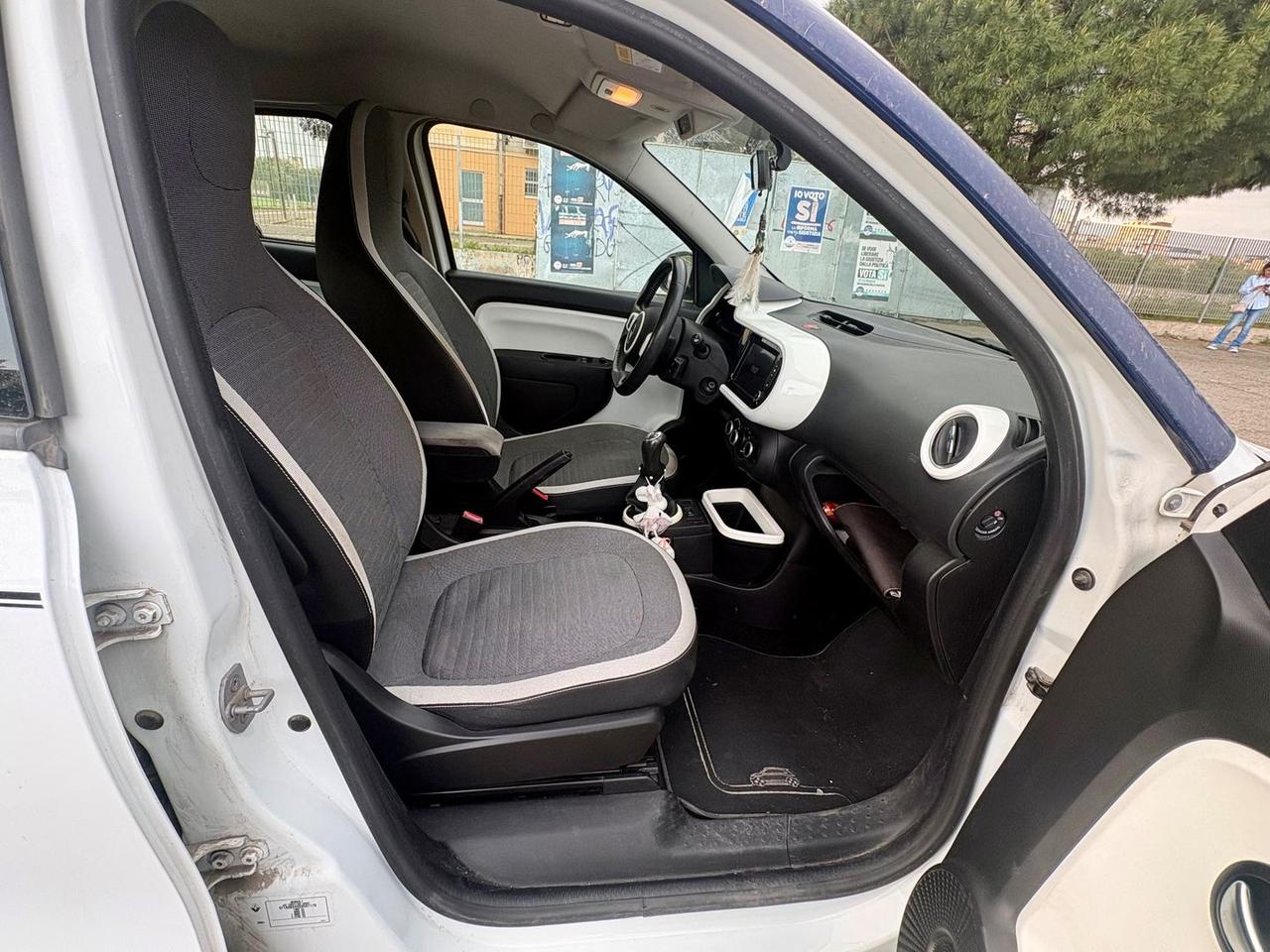 Renault Twingo Lovely SCe 69 #10394