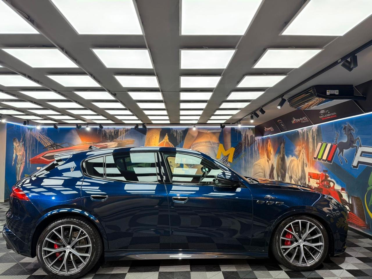 Maserati Grecale V6 530 CV AWD Trofeo (367)