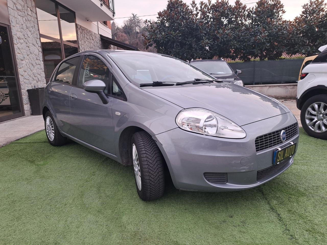 Fiat Punto 1.2 BENZ 65 CV , 5P /OK NEOPATENTATI