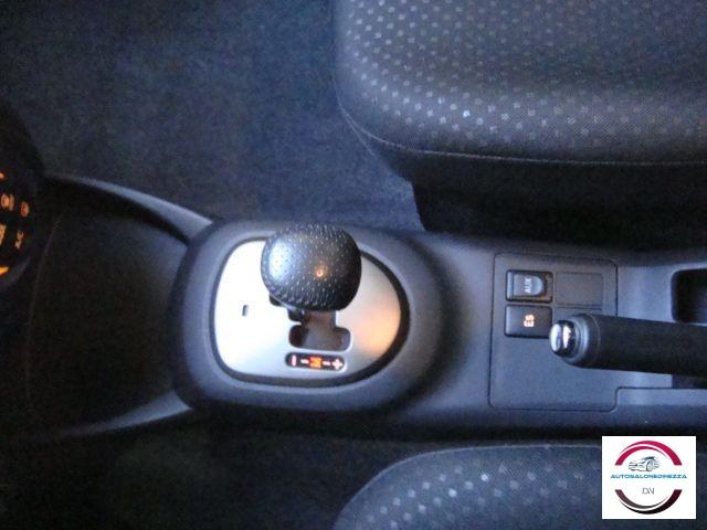 TOYOTA - Yaris - 1.3 5p. M-MT Sol