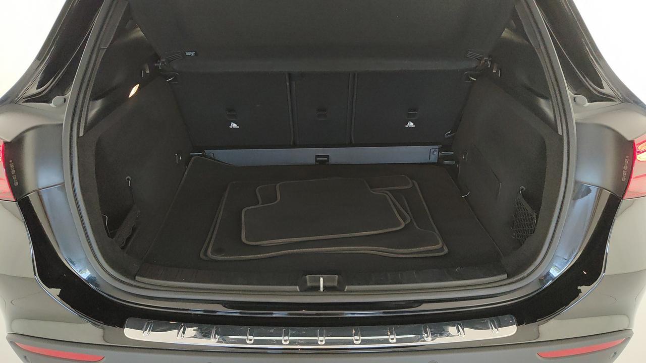 Mercedes-Benz GLA 180 d Advanced auto