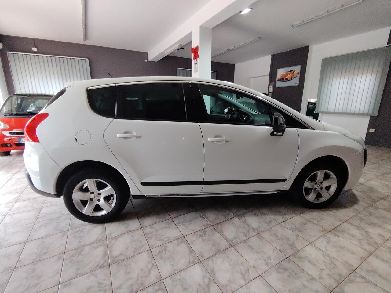 Peugeot 3008 1.6 e-HDi 115CV cambio robotizzato Stop&Start Style