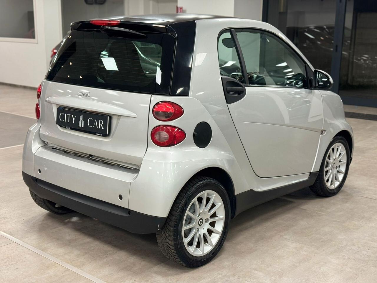 Smart ForTwo 1000 62 kW coupé passion