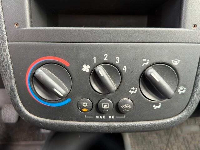 Opel Corsa 1.0i 12V cat 5 porte Comfort Euro 4