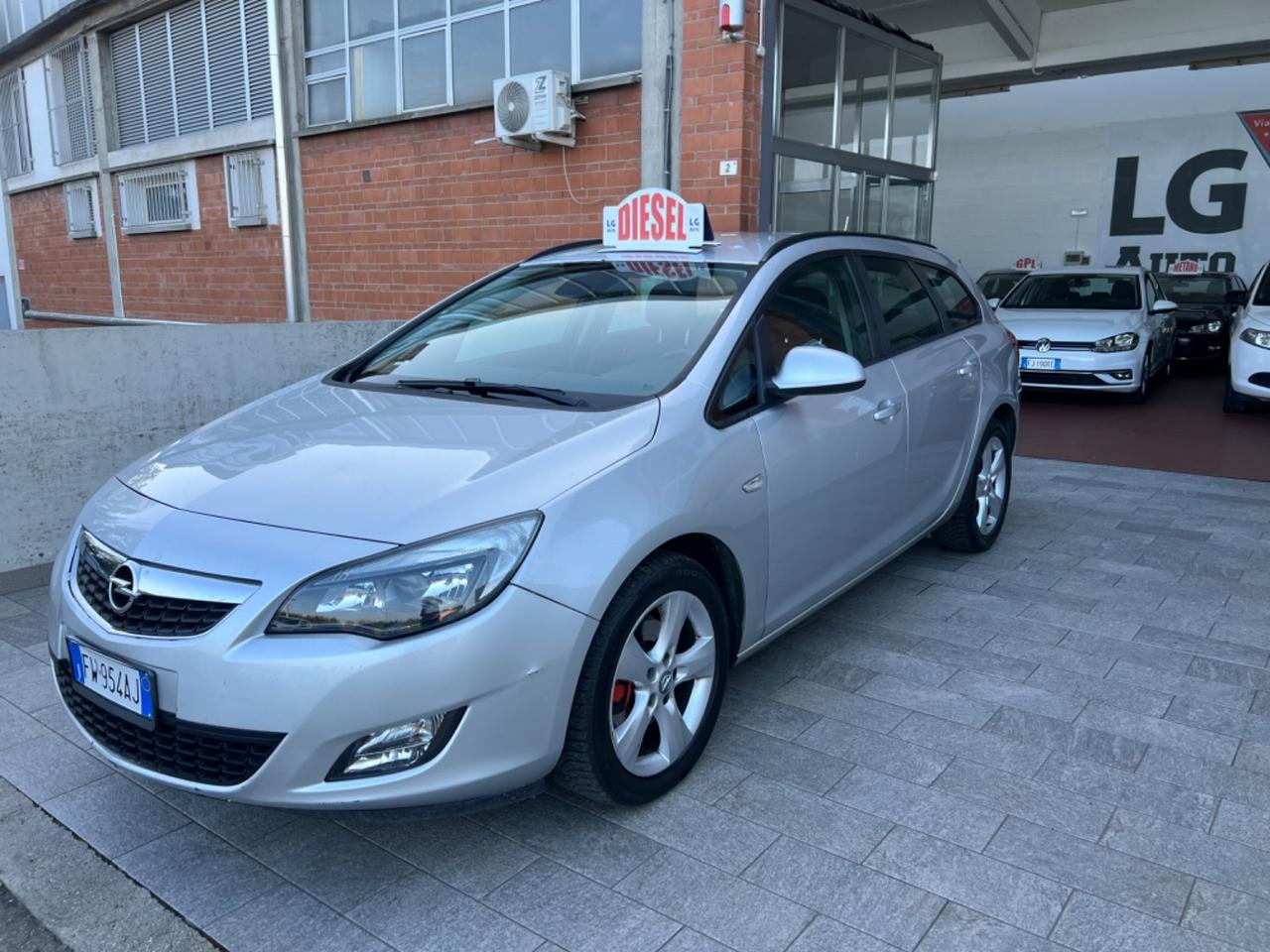 Opel Astra 1.7 CDTI 110CV Sports Tourer Cosmo