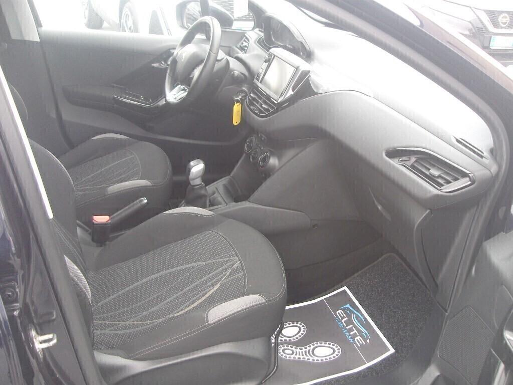 Peugeot 208 1.4 HDi 68 CV 5 porte - 2015