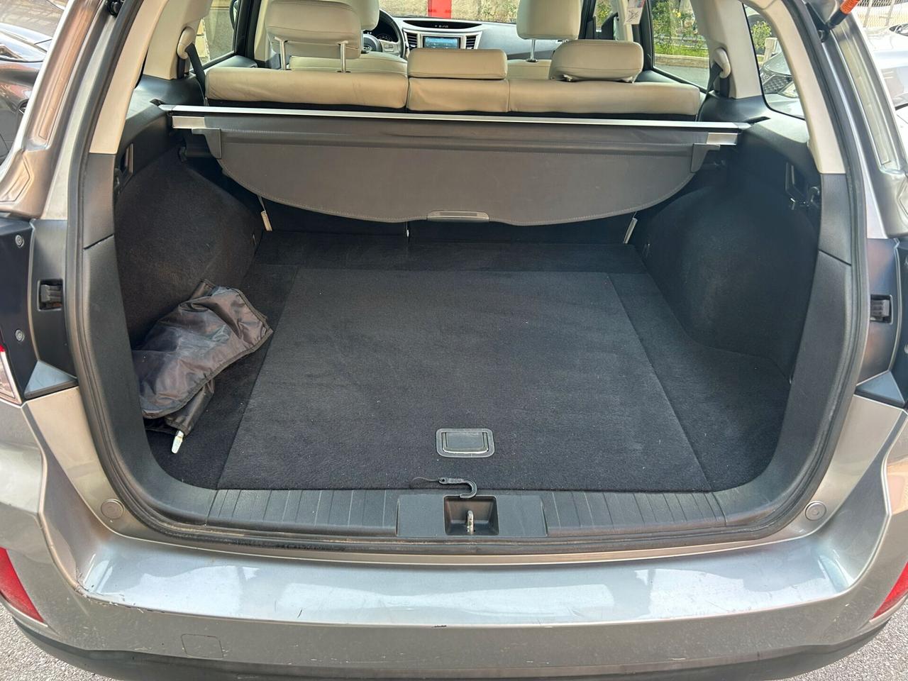Subaru Legacy 2.0i SW Lineartronic VAGP Bi-Fuel