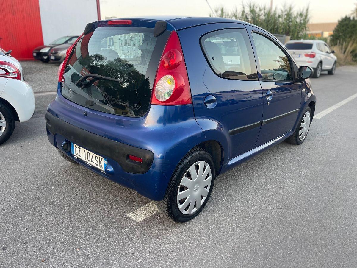 PEUGEOT - 107 - 5p. Sweet Years