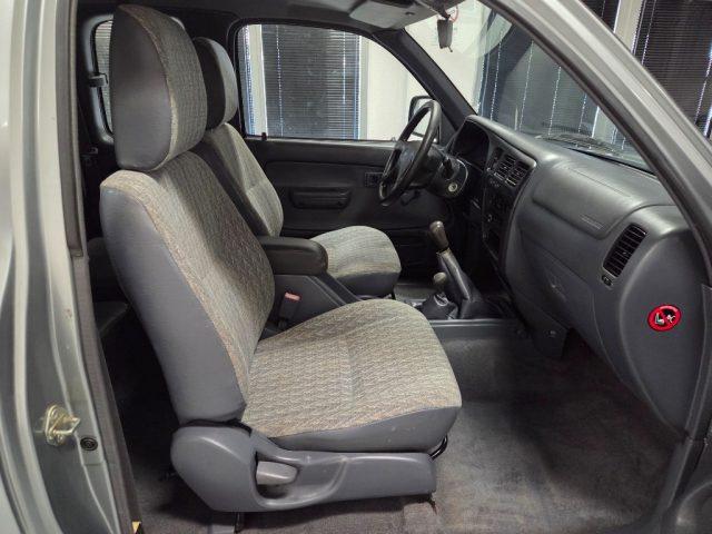 TOYOTA Hilux EXTRA-CAB D-4D ARIA CONDIZIONATA