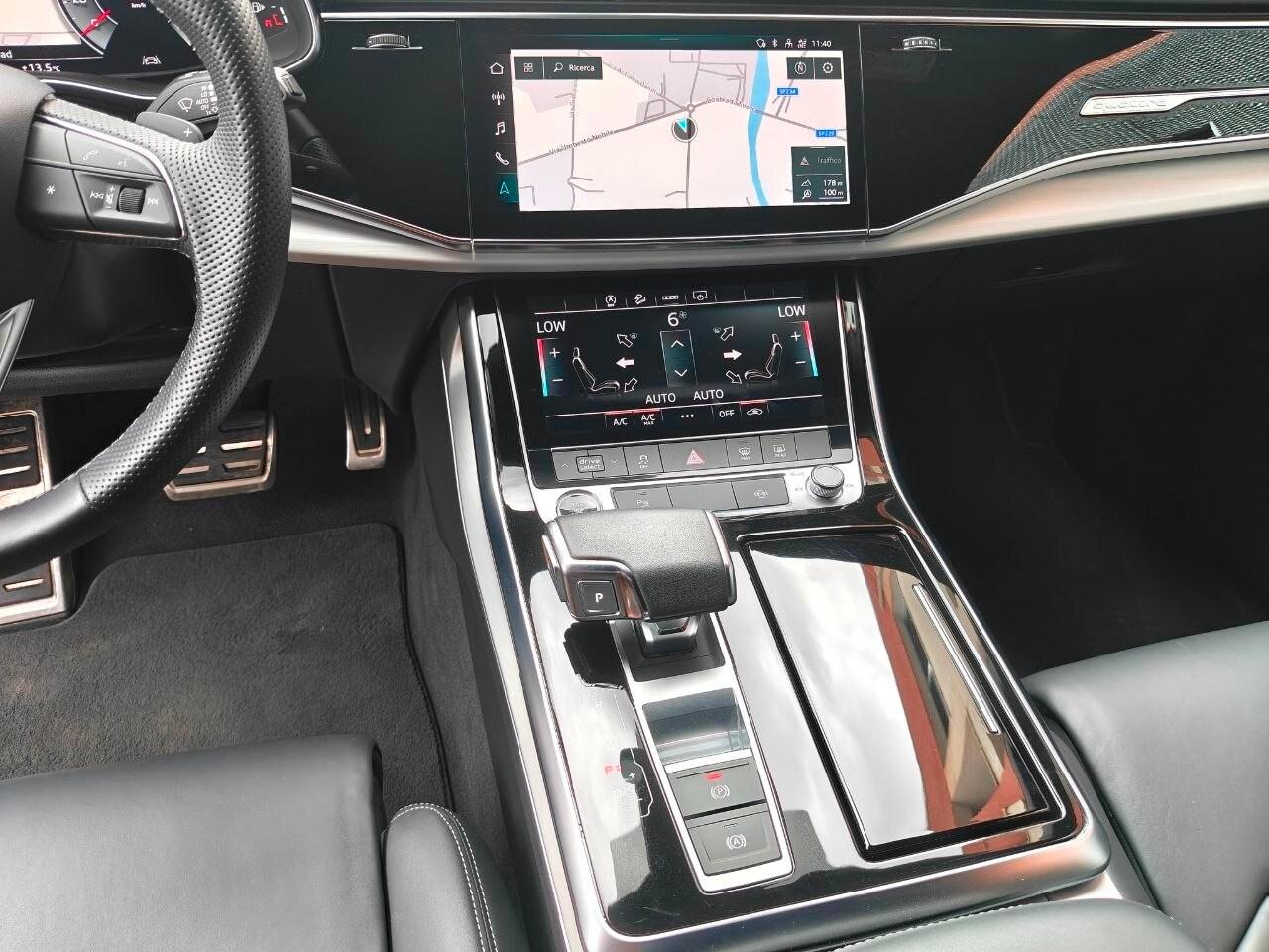 AUDI Q8 Q8 50 TDI 286 CV quattro tiptronic Sport