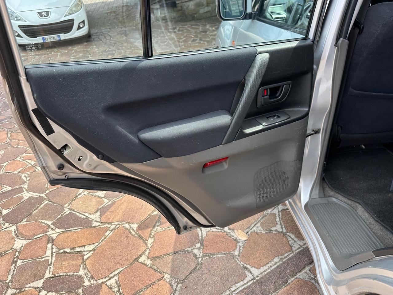 Mitsubishi Pajero 3.2 16V DI-D 5p. GLS2 C. AUTOMATICO