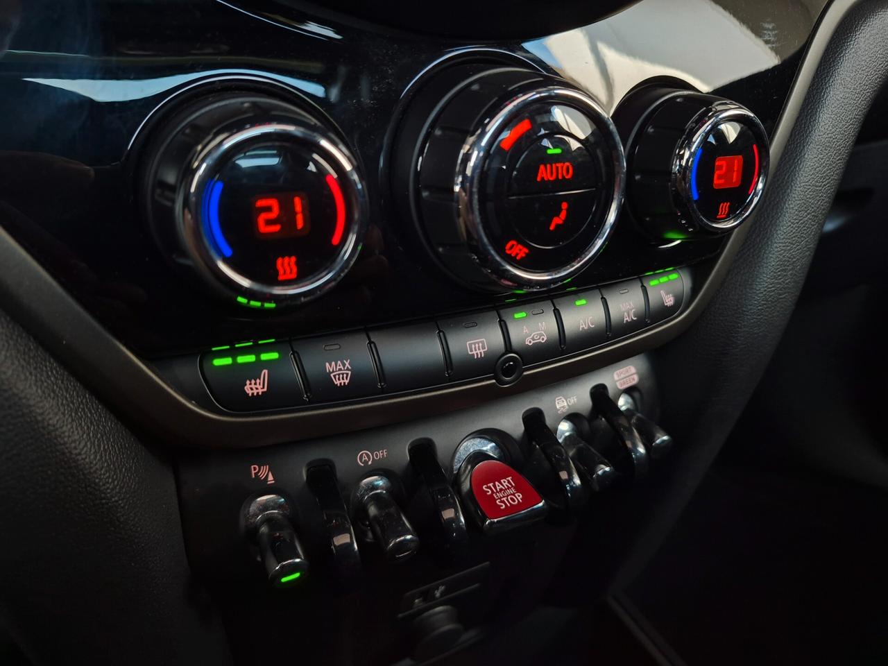 MINI Cooper Countryman PELLE TETTO APRIBILE LED NAVI APPLE CAR PLAY