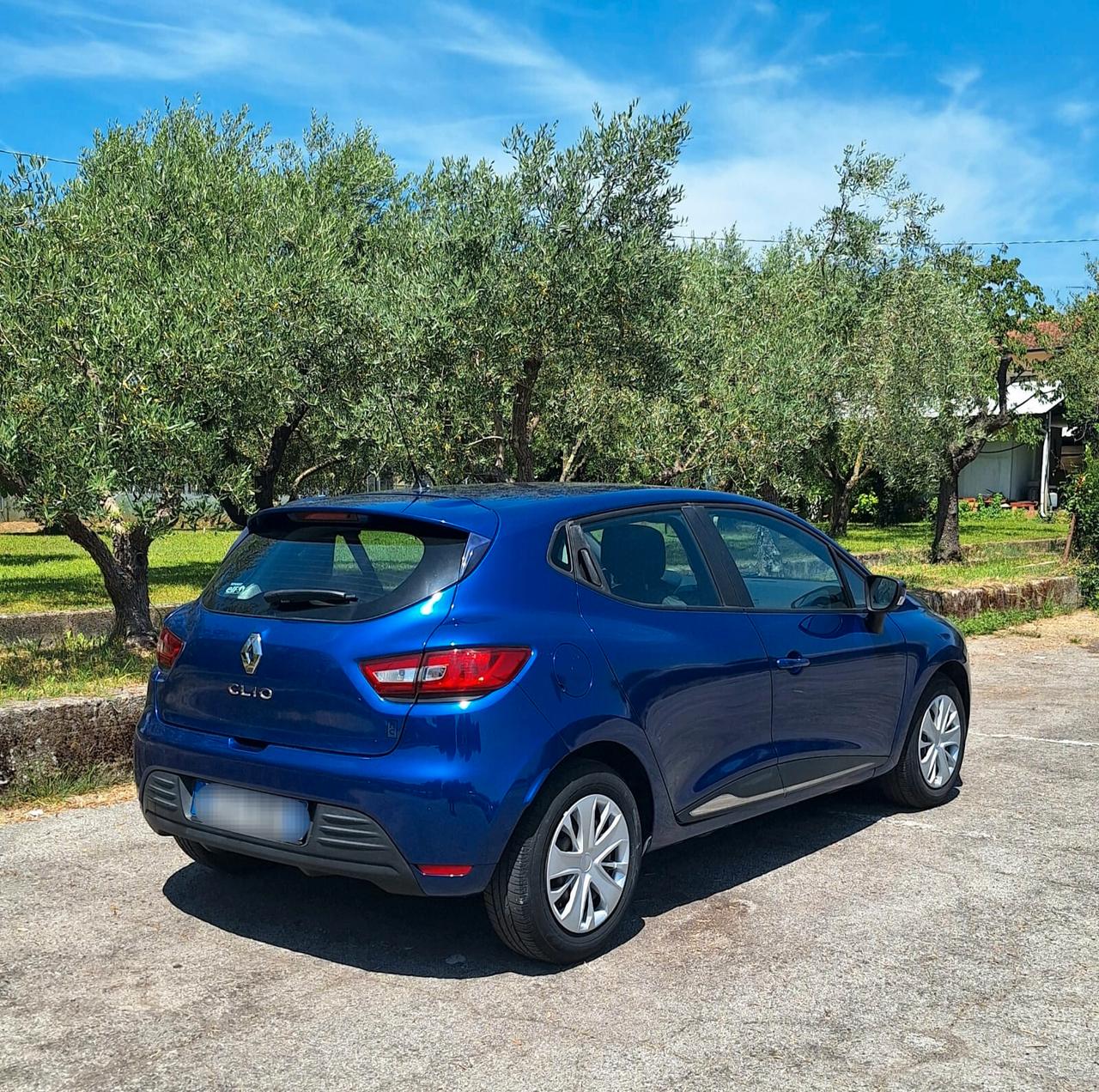 Renault Clio 1.2 - 75CV - Benzina - 5 porte