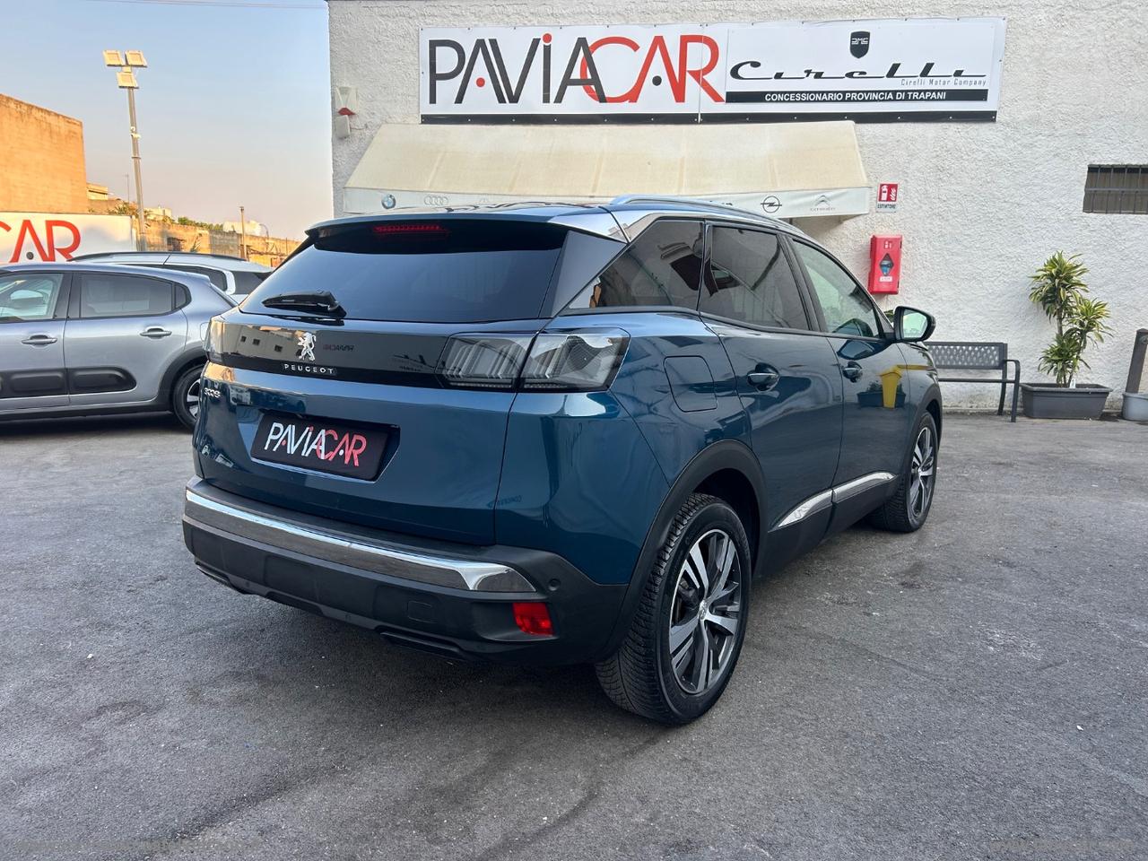 PEUGEOT 3008 BlueHDi 130 S&S EAT8 Allure Pack
