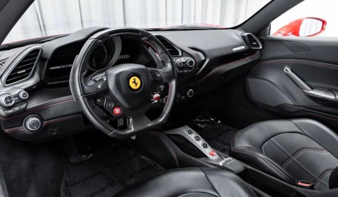 Ferrari 488 Ferrari 488 Coupe' - Noleggio Lungo Termine - Leasing all Inclusive