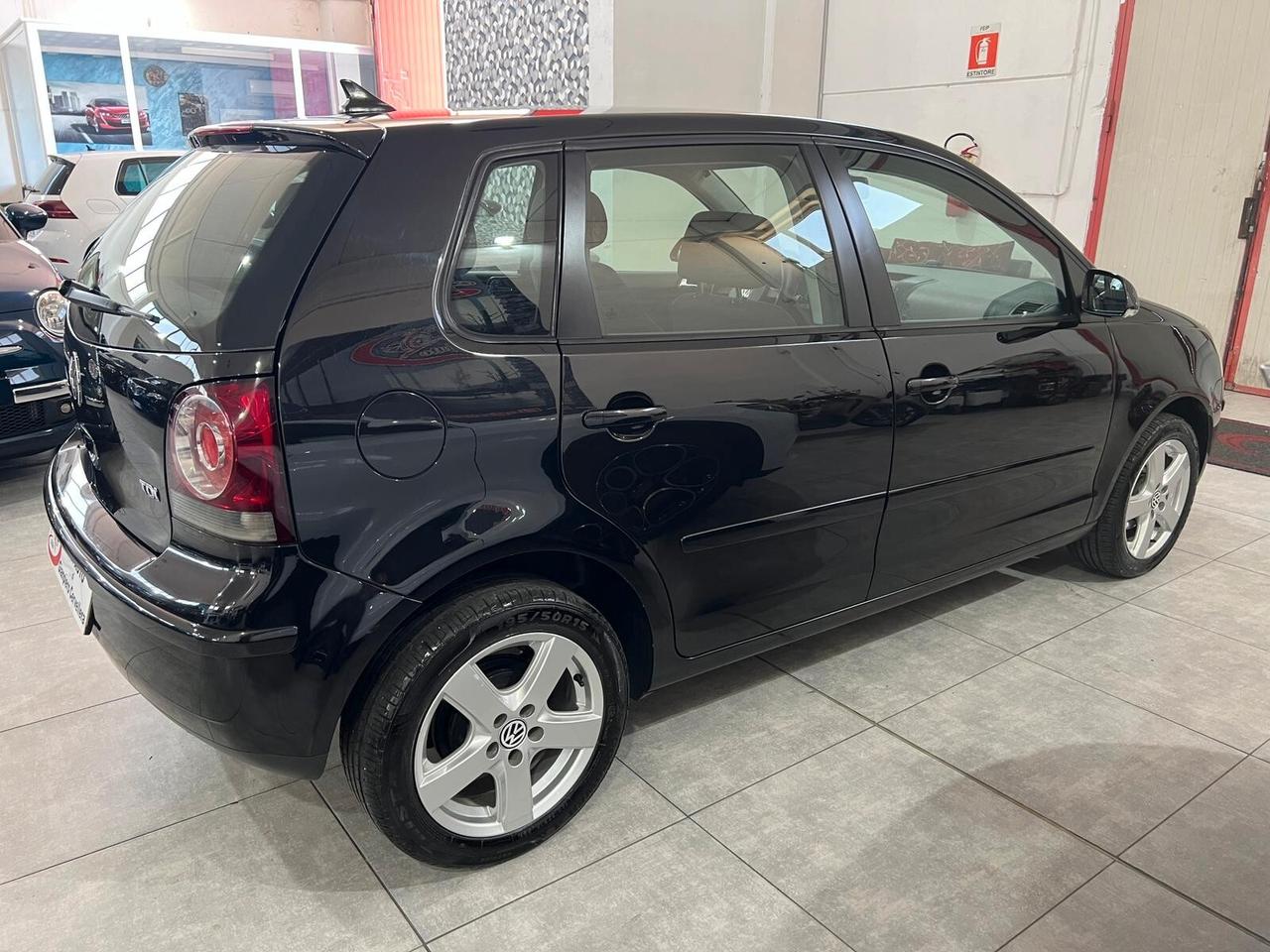 Volkswagen Polo 1.4 69 CV - Trendline - 2006