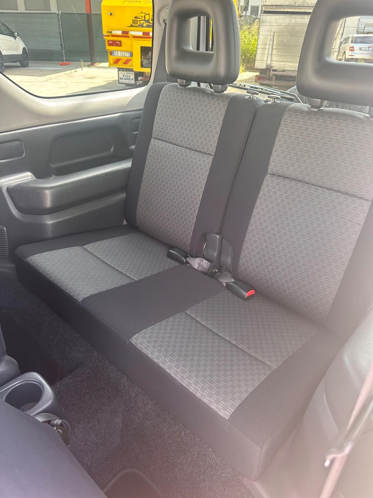 Suzuki Jimny 1.5 DDiS 65cv TOP 4WD Pari al nuovo…